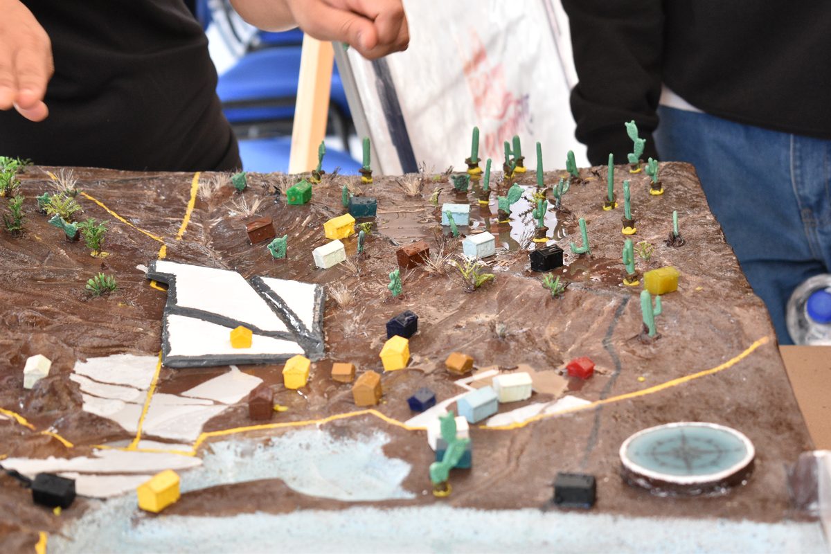 Physical scale model of the La Paz watershed at a community event